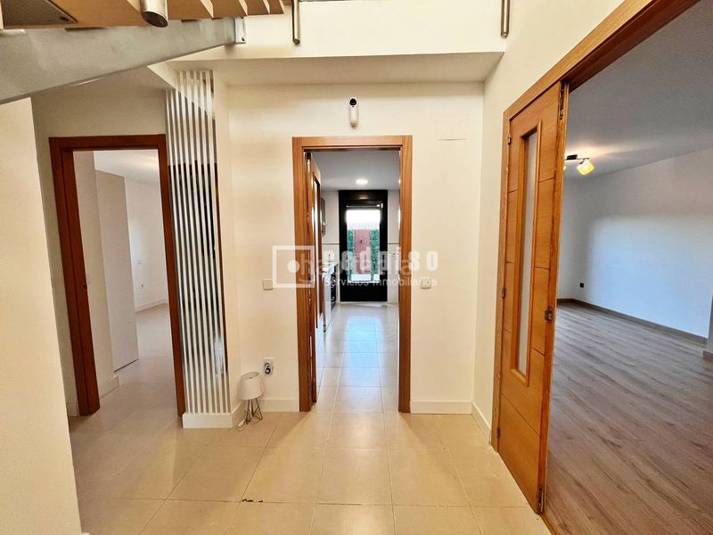 Foto 9d1ea177-f33b-455e-8a89-4973beddfe2c. Miete chalet mit heizung parking in Quer