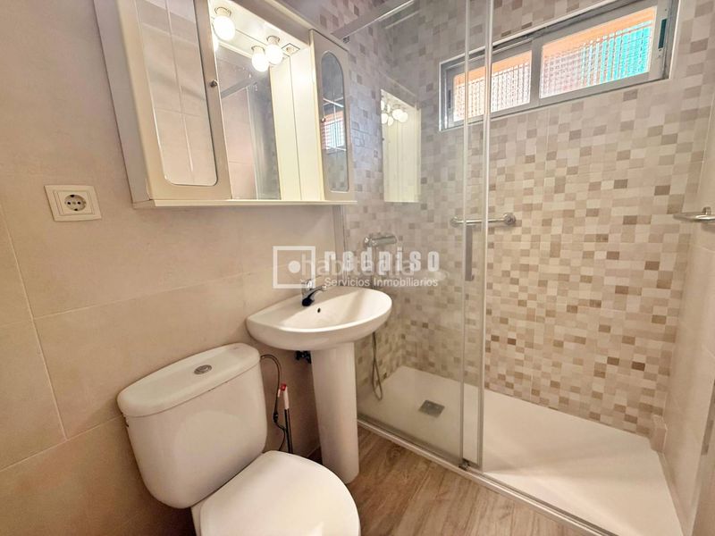 Foto d74d7677-43a3-4735-85ea-7ddb9f69b0c0. Pis amb calefacció aparcament a Plan Sur-Amistad Guadalajara