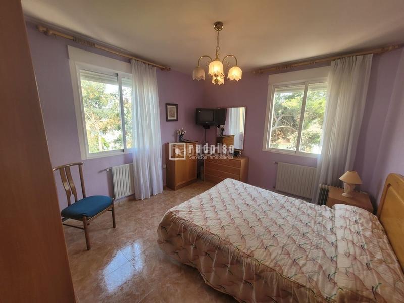 Foto 40775697-4d57-4b95-8c00-fb895f3d8ad1. Xalet amb calefacció a Navas del Marqués (Las)