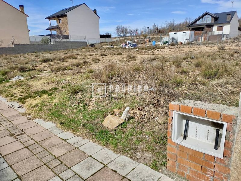 Foto 23976eb0-6548-46cf-8624-c895c9b9bd0b. Terreny residencial a Navas del Marqués (Las)