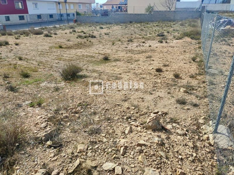 Foto 6fd77581-3ff1-4e7a-84a0-650c83686d24. Terreny residencial a Navas del Marqués (Las)
