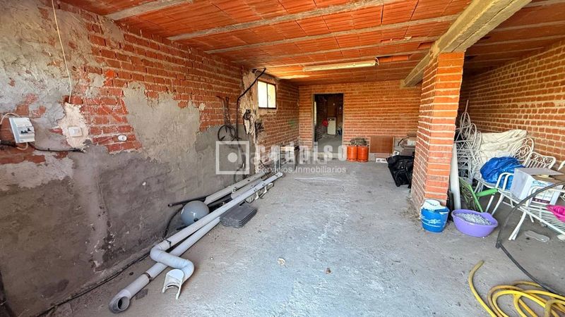 Foto 762f5e8a-95b2-4d95-a8a9-6c4bea204f39. Xalet amb aparcament a Tiemblo (El)