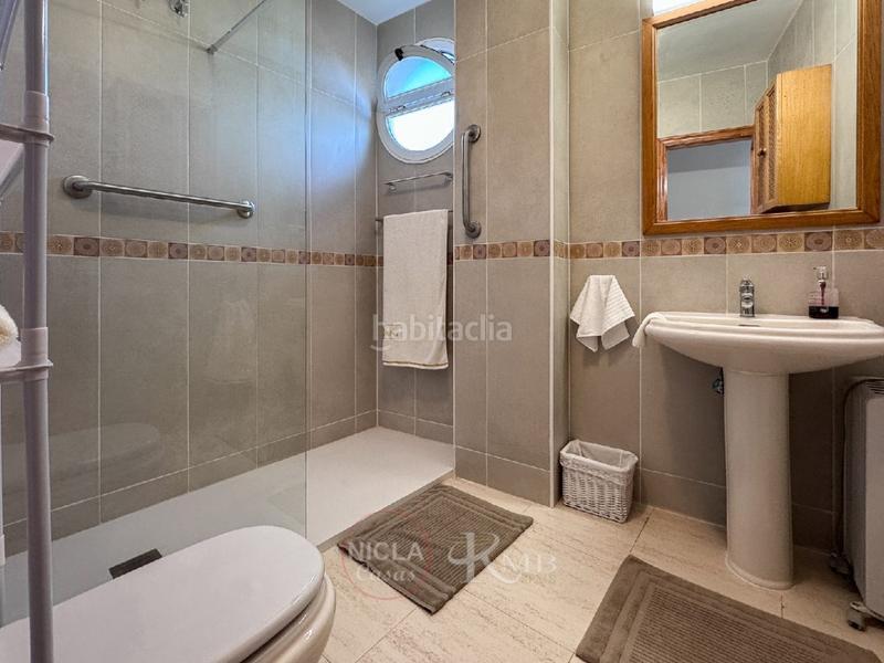 Foto a45ae106-ca43-4c54-a145-0db1594717ed. Apartamento  con 3 dorm y ascensor almería en Turre