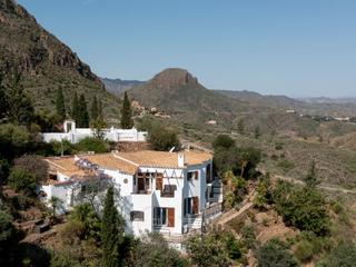 House en Calle 10 (pi). Villa con 3 dorm, 2 baos, garaje y piscina en turre almera