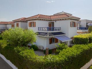 House en Avenida ciudad de castellon(playa. Duplex con 2 dormitorios en veramar 6, vera playa almera