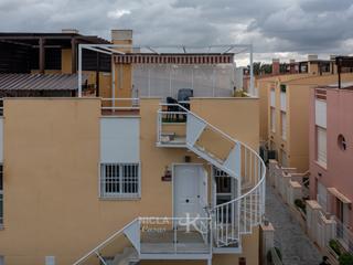 Apartament  N/a. Ático con 2 dorm. en laguna beach, vera playa almería