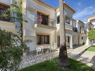 Apartament  Avenida juan sebastian elcano(ma). Apartamento a 300m del mar en vera coast, vera playa almería