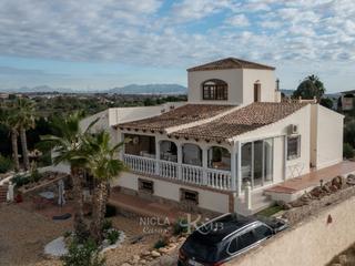 Casa  Diseminados llanos rosa. Villa con 5 dorm. y piscina en llanos de la rosa, vera almera