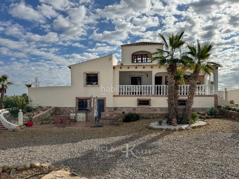 Foto 6952f656-5d45-44a1-89ee-63d81d283007. House with heating pool in Vera ciudad Vera