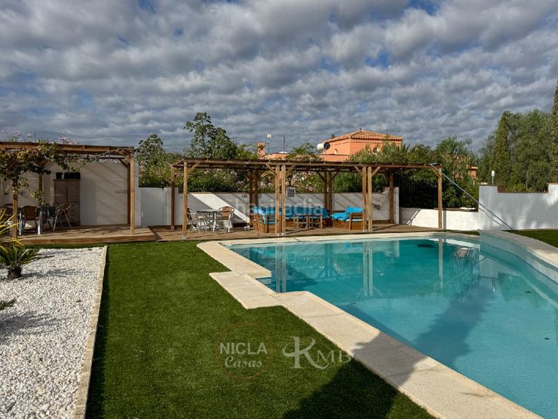 Foto f6af8ba8-ac70-4f2d-9c92-d14d3c4daed3. House with heating pool in Vera ciudad Vera