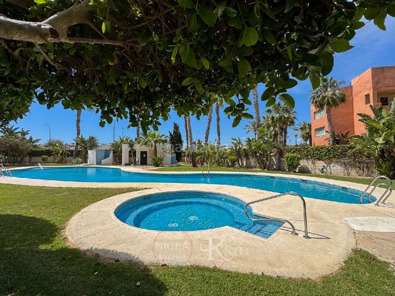 Foto 2066856d-aaaf-4828-ad28-6b47b735339b. Apartament amb piscina a Cala Marqués Vera