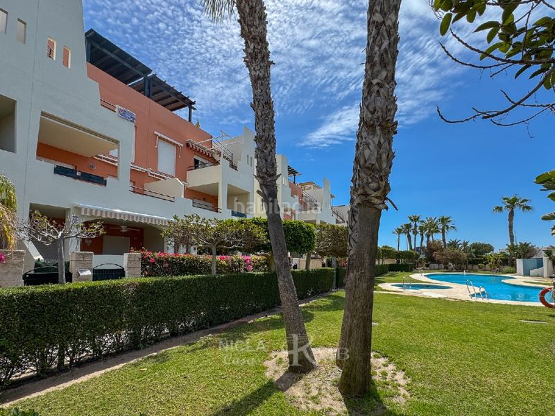 Foto 338e6750-0cd0-4e37-a7df-9795ebff60bd. Apartament amb piscina a Cala Marqués Vera
