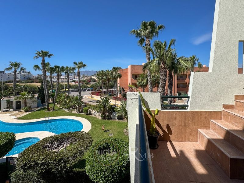 Foto 839db342-9a49-49bb-97b0-68200bbdb785. Apartament amb piscina a Cala Marqués Vera