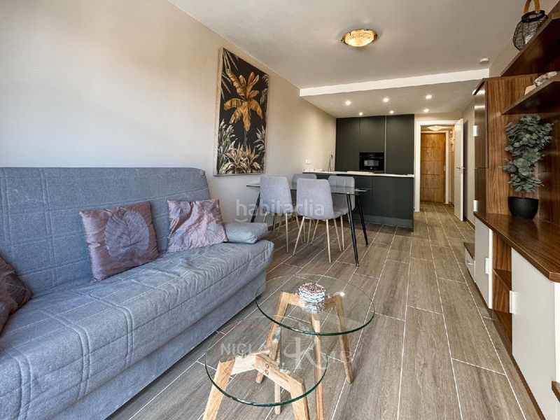 Foto a2f9912a-2dcf-42b5-9aa0-f1fe6221636b. Apartament amb piscina a Cala Marqués Vera