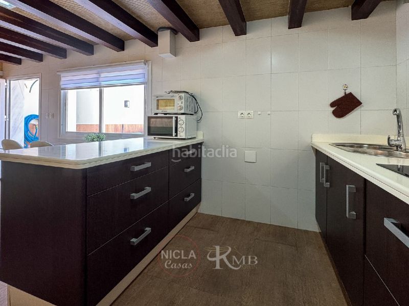 Foto c857235c-6fbf-4778-abb8-3bc319587136. Apartament amb piscina a Cala Marqués Vera