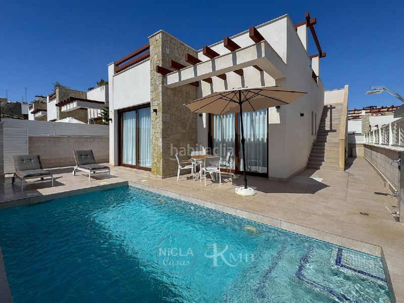 Foto 46e79a92-e9cb-480d-944a-e579d4e66e0f. Location maison avec piscine dans Cala Marqués Vera