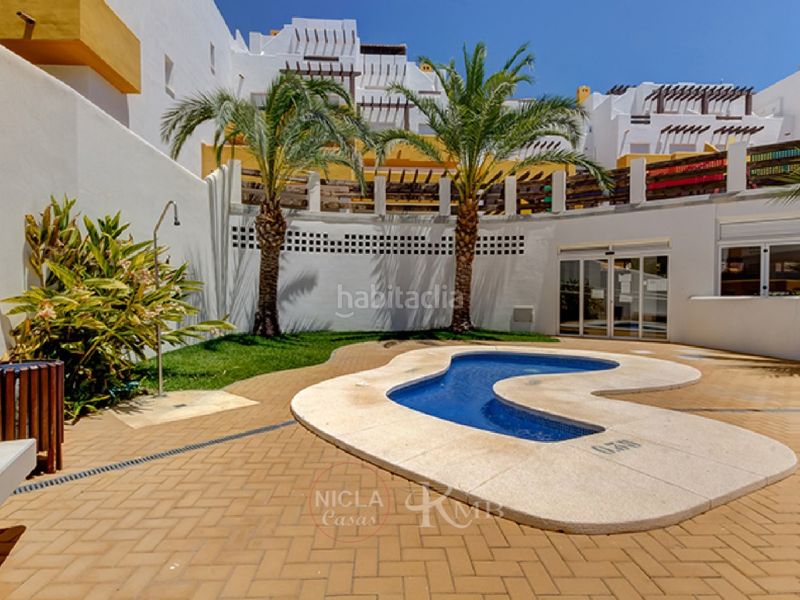 Foto a65aaa21-3f62-4890-8312-40d84c1bb1d1. Apartament amb piscina a Las Salinas Vera