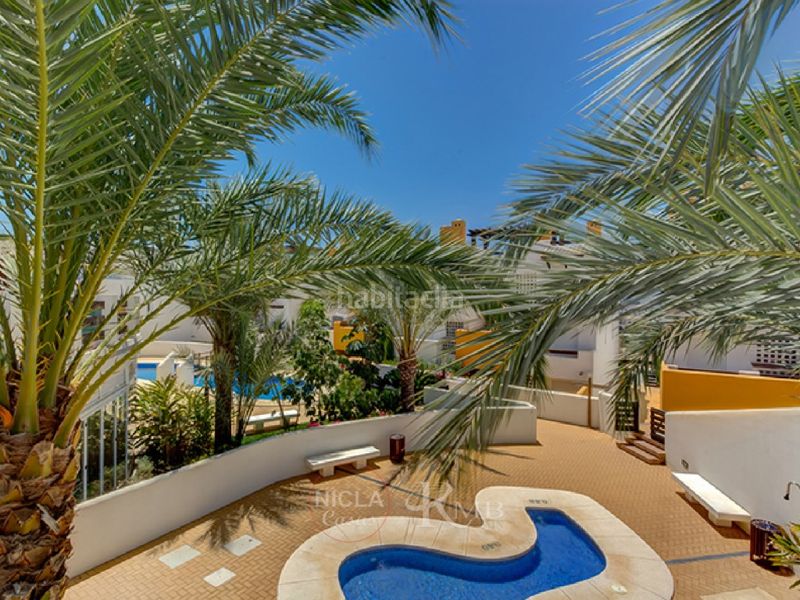 Foto e2c4e684-864d-4f6b-ad4f-ef67dc618373. Apartament amb piscina a Las Salinas Vera