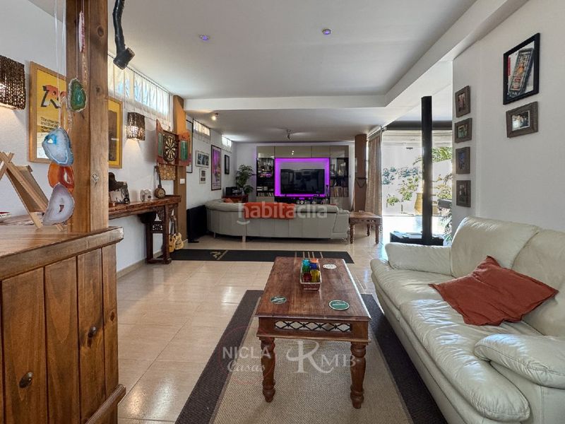 Foto dba19d87-8364-4111-8fda-5eee0363ab02. Casa amb piscina a Bédar