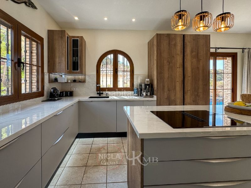 Foto fde8197e-ac93-4254-9ffd-f8c8350598b7. Casa amb piscina a Bédar