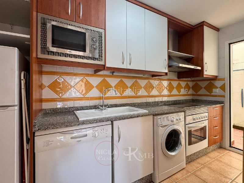 Foto 15ba6e4a-2af3-4f77-a439-72d23a3a389f. Apartament amb piscina a Las Salinas Vera