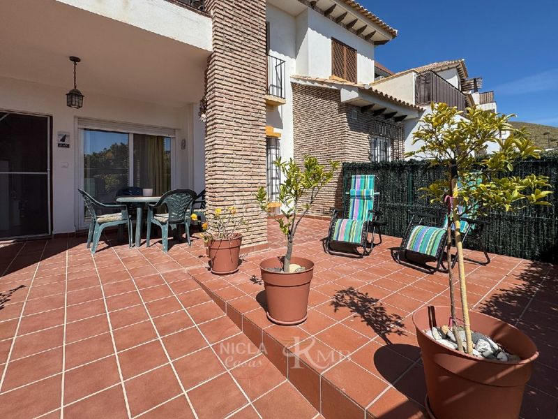 Foto 396cadf8-877e-4509-9084-3ff0cec38187. Apartament amb piscina a Las Salinas Vera