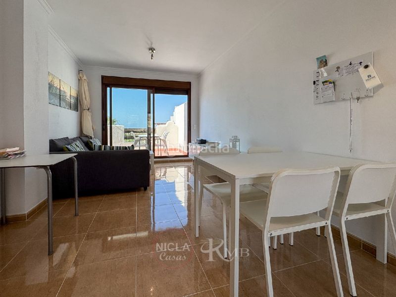 Foto ae00d510-fd01-4337-8556-dd65fcd27be6. Apartament amb piscina a Las Salinas Vera