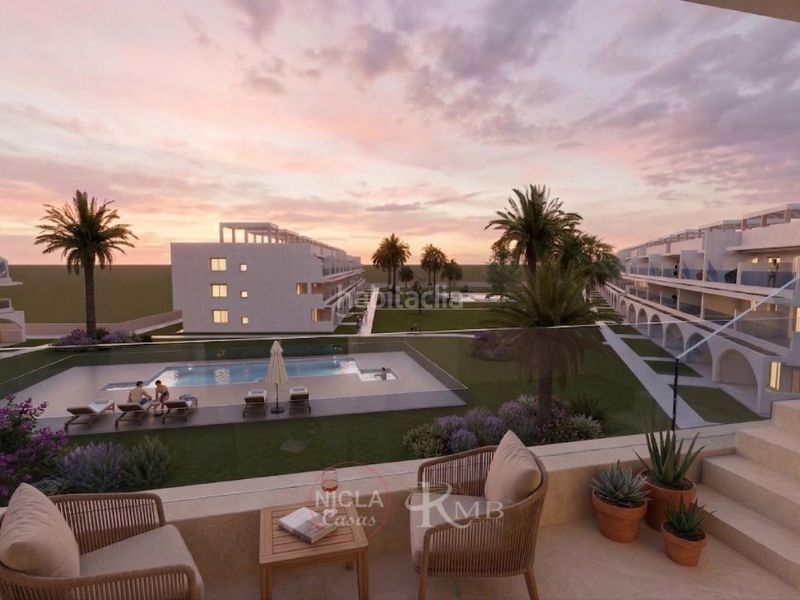 Foto 5c043bfd-cfcd-43c2-80f4-02504ab1d466. Apartament amb piscina a Las Salinas Vera