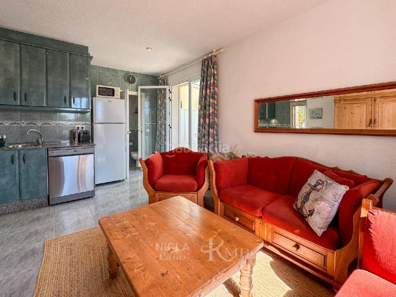 Foto 4ad319cd-b458-4b93-af58-f36539f47efd. Apartament amb piscina a Vera playa naturista Vera