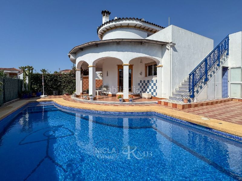 Foto bc7e6df7-85a0-462f-b779-cf1cadae6cbe. Casa amb piscina a Vera playa naturista Vera