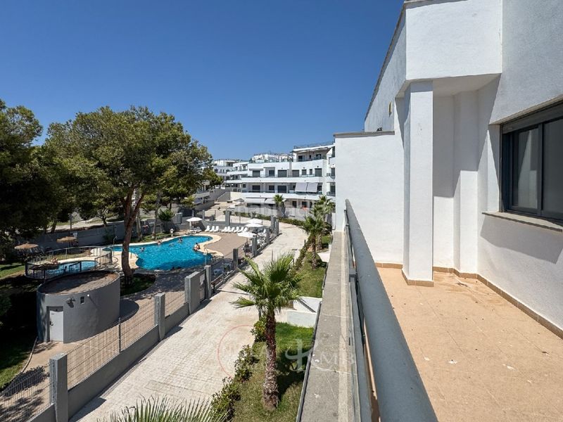 Foto 3b8d2161-152a-47c5-bfe4-4537aefe1c15. Apartament amb aparcament piscina a Las Escobetas Garrucha