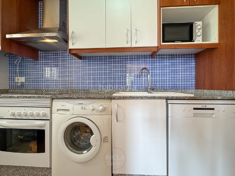 Foto 51da530e-7ae1-4864-b4c5-36a2728ebbbc. Apartament amb aparcament piscina a Las Salinas Vera
