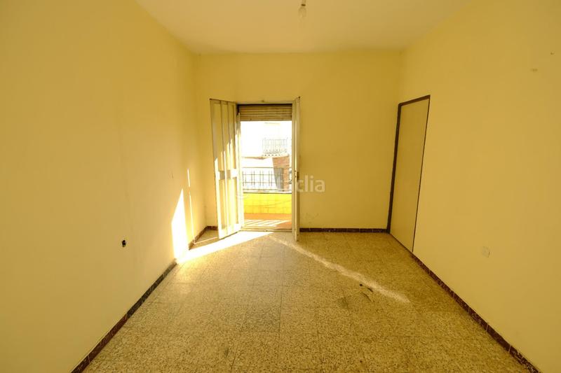 Foto 0a18d450-8a91-4616-8644-b779472fbac3. Local comercial bar zona silos con vivienda en La Paz Alcalá de Guadaira