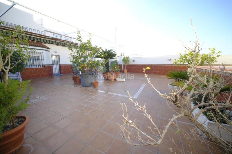 Foto 2f9f3f8b-d3c1-4c8d-8b7d-74682ab9054d. Flat with parking in Nueva Alcalá Alcalá de Guadaira