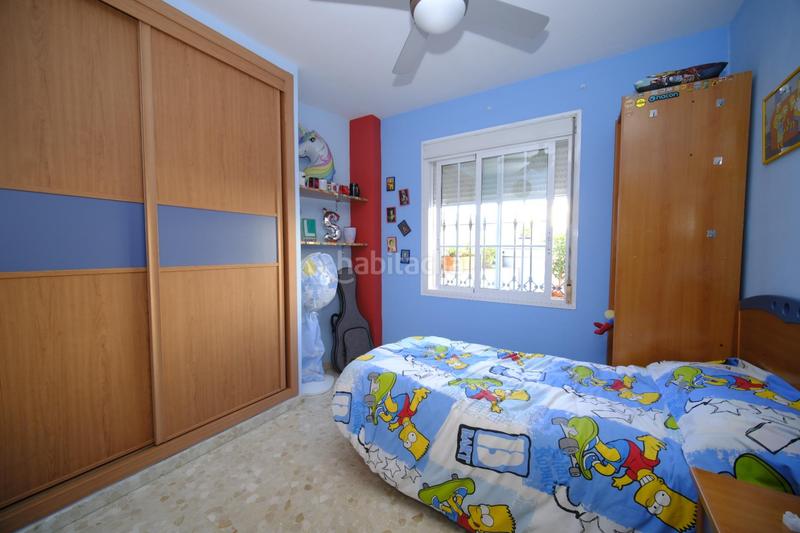 Foto 9db28d66-e216-4a83-9bd4-e5e16efa1bbd. Flat with parking in Nueva Alcalá Alcalá de Guadaira