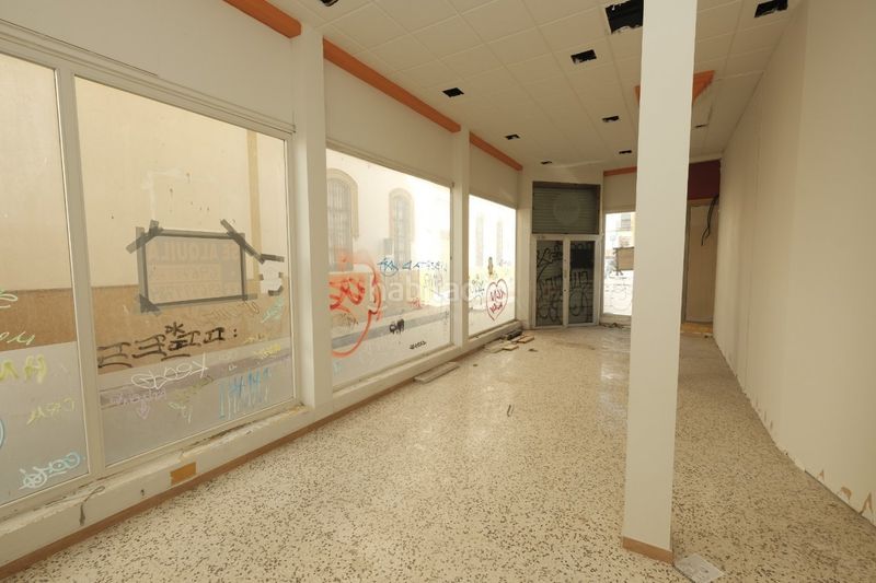 Foto e9f4c8eb-9654-4724-b7ca-c7661782947d. Lloguer local comercial a Centro Alcalá de Guadaira