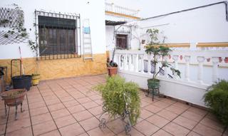 Maison à Oromana. Casa señorial en campo de las beatas con local