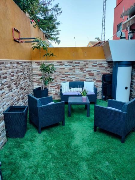 Foto 25007b9d-a483-43d2-b858-6ccedb385555. Doppelhaus mit pool in Oromana Alcalá de Guadaira