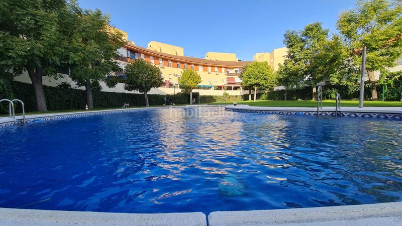 Foto c62727b3-9c25-40d3-87d1-b2a220da2908. Pis amb aparcament piscina a Nueva Alcalá Alcalá de Guadaira