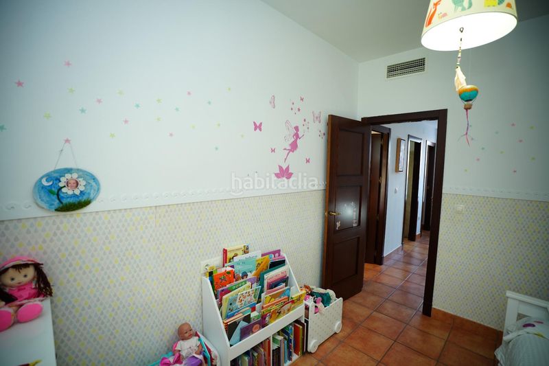 Foto 146ebc93-8389-4b3e-a8b0-c4d76a50ab0d. Casa amb aparcament a Nueva Alcalá Alcalá de Guadaira