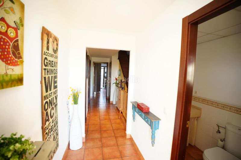 Foto d33a7569-bb5a-4415-afa8-e84045addf81. Casa amb aparcament a Nueva Alcalá Alcalá de Guadaira
