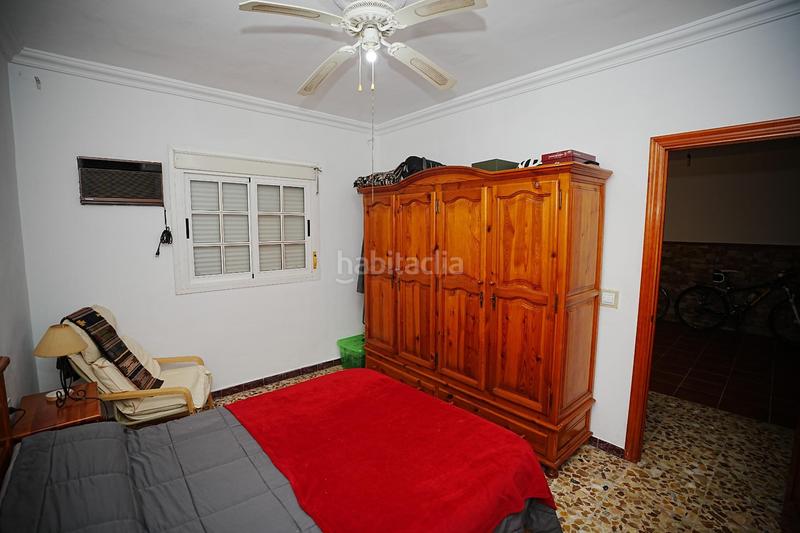 Foto cd0965de-2baf-4f8f-9592-b66ed0140e43. Casa a schiera con parcheggio in Oromana Alcalá de Guadaira