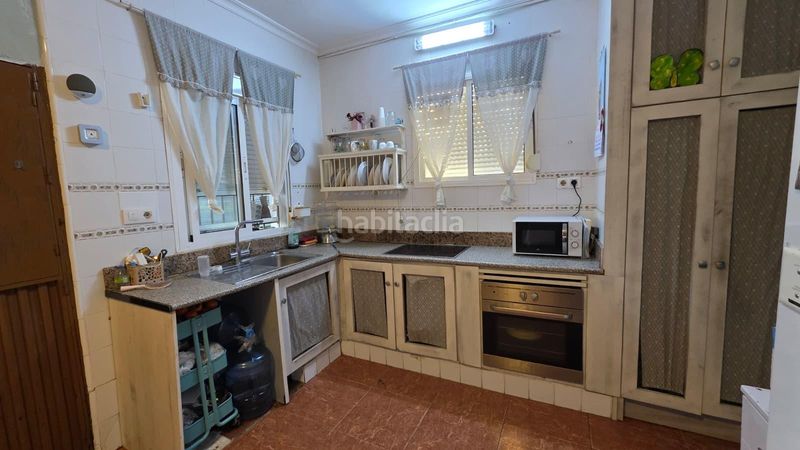 Foto 6f7cb63b-3121-4770-bfaa-f572bab6dbd0. Chalet con piscina in Oromana Alcalá de Guadaira