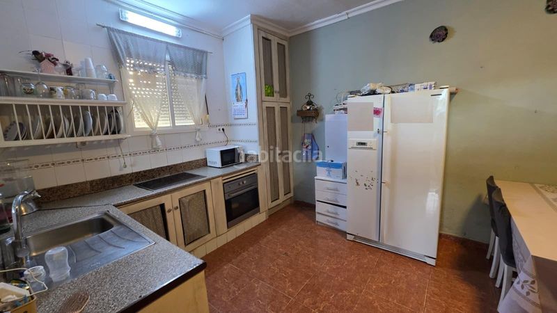 Foto c15ea721-7d2d-4c69-bff3-88247d6170a7. Chalet con piscina in Oromana Alcalá de Guadaira
