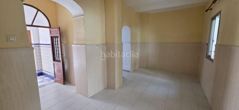 Foto 04e99fd8-4515-42a6-b7d9-2332a63e5218. Casa amb aparcament a Nueva Alcalá Alcalá de Guadaira