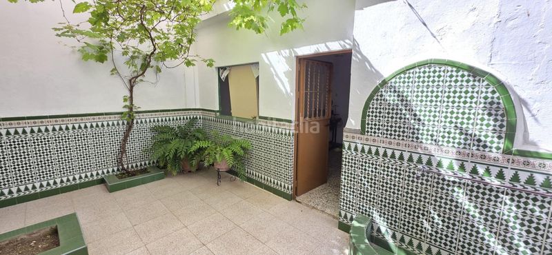 Foto 1623b5df-0c50-40b5-b67b-c2b08672bed4. Casa amb aparcament a Nueva Alcalá Alcalá de Guadaira