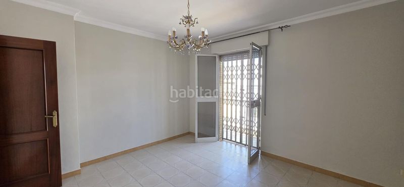 Foto 87ad77a9-d638-4888-96c2-6bbceb4d386a. Casa amb aparcament a Nueva Alcalá Alcalá de Guadaira