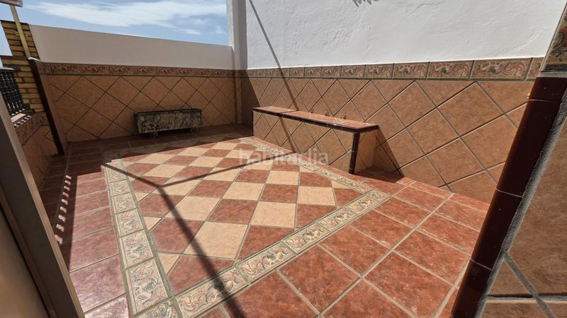 Foto a335577b-85c2-41ea-ac78-4dd5d5487a90. Casa amb aparcament a Nueva Alcalá Alcalá de Guadaira