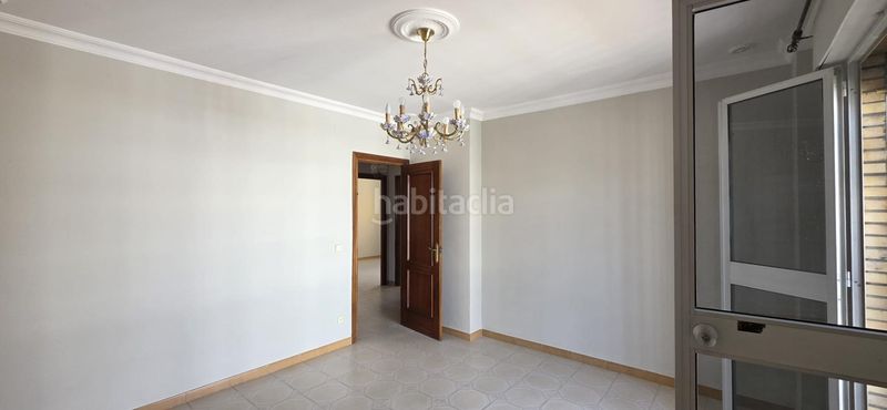 Foto f9e661e7-6145-4231-bdb1-48b6dab7353b. Casa amb aparcament a Nueva Alcalá Alcalá de Guadaira