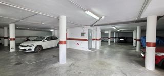 Aparcament cotxe a Los Molinos. Plaza de garaje cerca del ayuntamiento